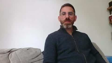 Snapshot of alcatrazcage chatting on October 14, 10:22 am Alcatrazcage online show from October 14, 10:22 am