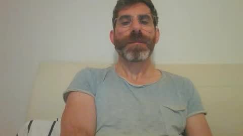 Snapshot of alcatrazcage chatting on October 12, 2:27 am Alcatrazcage online show from October 12, 2:27 am