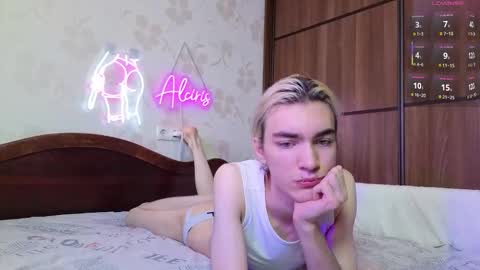 Snapshot of alciris chatting on October 15, 12:13 pm alciris online show from October 15, 12:13 pm