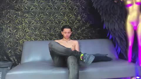 ale_larusso888 online show from February 4, 11:16 am