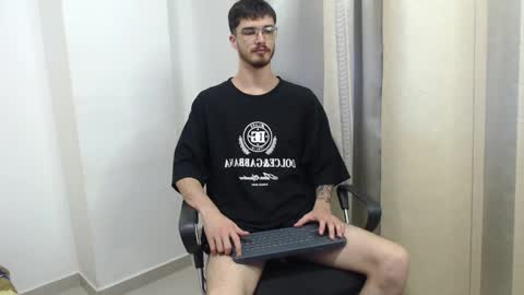 aleex_miller online show from January 8, 9:25 am