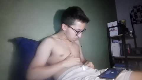aleexrune online show from May 19, 3:46 am