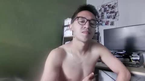 aleexrune online show from April 14, 12:11 am