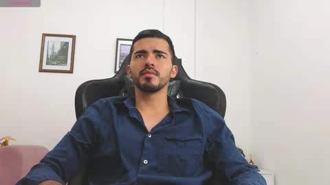 Snapshot of alejandroo_7 chatting on October 4, 3:06 pm alejandroo_7 online show from October 4, 3:06 pm