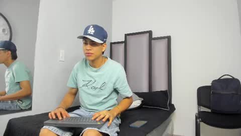 Alejo  online show from June 22, 11:48 am