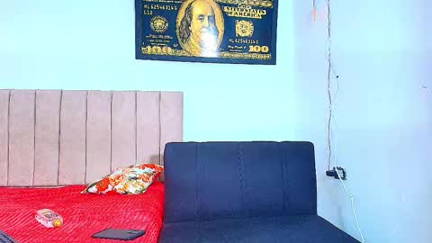 Snapshot of alejo_21cm chatting on October 9, 6:18 am alejo_21cm online show from October 9, 6:18 am