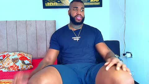 alejo_21cm online show from April 7, 7:30 am