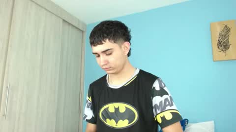 Snapshot of alejo_gray1 chatting on October 9, 7:41 pm alejo online show from October 9, 7:41 pm