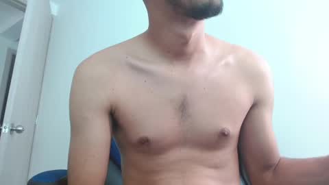 Snapshot of alejo_hot23 chatting on March 1, 4:00 pm David online show from March 1, 4:00 pm