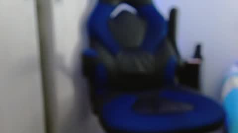 Snapshot of alejo_hot23 chatting on September 20, 2:33 am David online show from September 20, 2:33 am