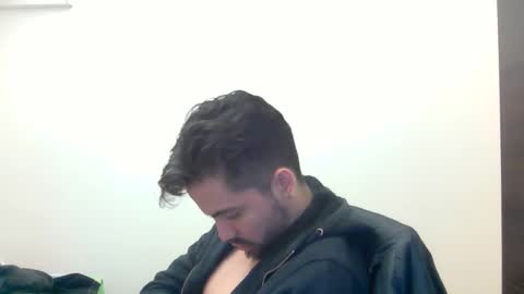 alejo_shy online show from November 25, 2:41 pm