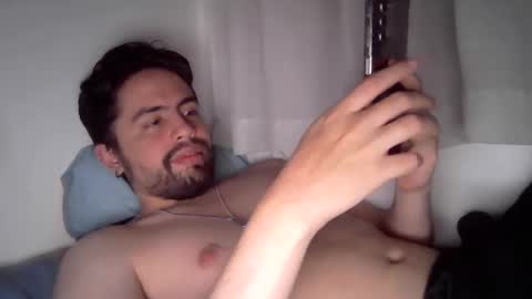 alejo_shy online show from February 20, 3:14 am