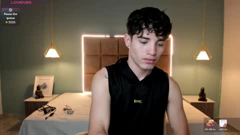 ALejoo Saenz online show from May 3, 5:43 am