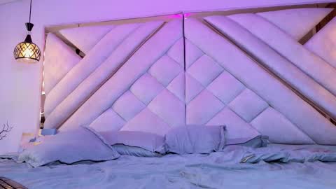 Alejo online show from February 9, 8:02 pm