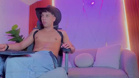 Alejo online show from February 6, 7:22 pm