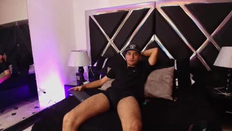 Alek online show from October 17, 3:43 am