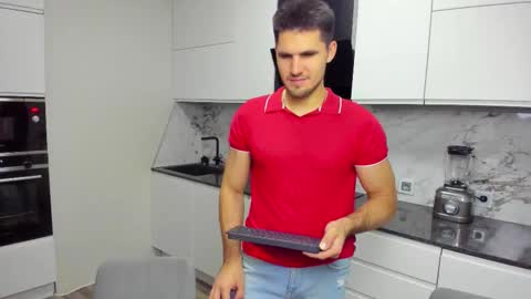 Snapshot of aleks_brown chatting on October 14, 4:36 pm aleks_brown online show from October 14, 4:36 pm
