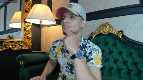 Alessandro King online show from April 11, 7:06 pm