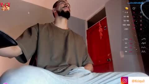 Snapshot of alessandro_dibellucci chatting on December 28, 12:57 am Kciqu3 Independent model online show from December 28, 12:57 am