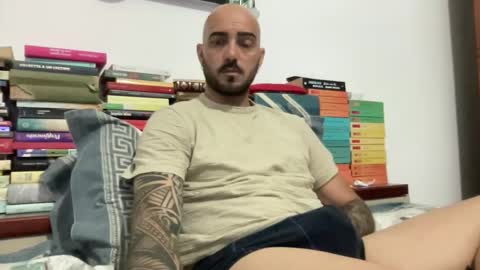 alessandromori91 online show from May 12, 8:39 pm