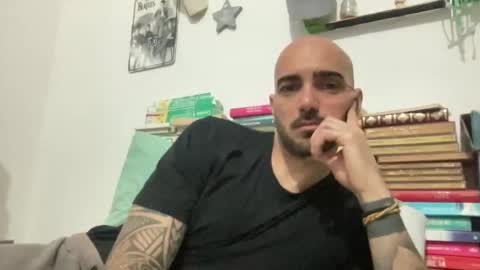 alessandromori91 online show from May 8, 11:27 pm