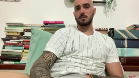 alessandromori91 online show from April 25, 9:23 pm