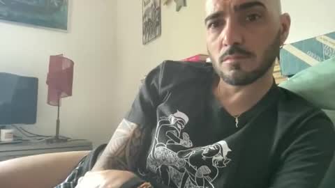 alessandromori91 online show from May 5, 9:00 am