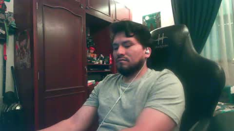 Alejo online show from April 2, 12:30 am