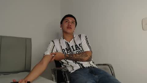 Owen online show from April 30, 1:45 am