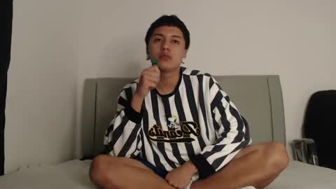 Owen online show from April 22, 3:24 am