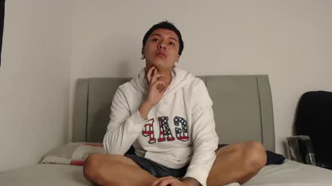 Owen online show from April 28, 4:17 am