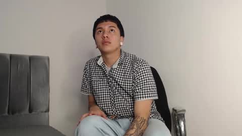 Snapshot of alex__lover chatting on October 7, 1:43 am Owen online show from October 7, 1:43 am