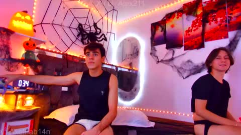 sneider online show from October 17, 8:13 pm