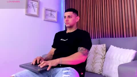 alex online show from May 1, 12:19 pm