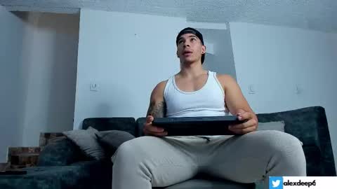 Snapshot of alex_deep69 chatting on October 16, 4:37 pm Alex deep arias online show from October 16, 4:37 pm