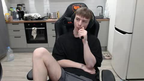 Alex online show from February 27, 9:04 pm