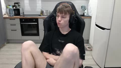 Alex online show from February 16, 3:37 am