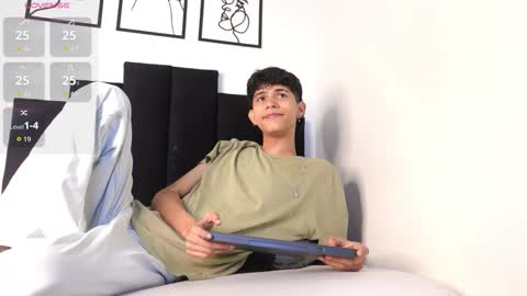 alex_mark_ online show from January 9, 1:38 pm