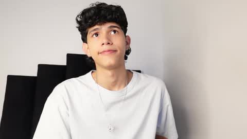 Snapshot of alex_mark_ chatting on September 22, 2:05 pm alex_mark_ online show from September 22, 2:05 pm