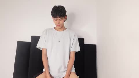 Snapshot of alex_mark_ chatting on September 8, 7:24 pm alex_mark_ online show from September 8, 7:24 pm