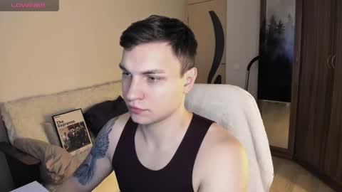 Snapshot of alex_milson chatting on October 8, 6:23 pm alex_milson online show from October 8, 6:23 pm