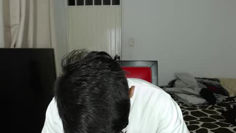 Snapshot of alex_mojica chatting on October 1, 11:36 am alex_mojica online show from October 1, 11:36 am