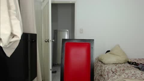 alex_mojica online show from September 14, 5:09 am