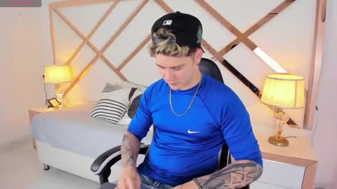 Alex  online show from February 17, 7:35 pm