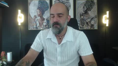 Alex Saints online show from May 8, 1:55 pm