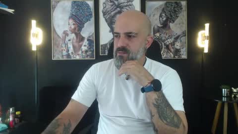 Alex Saints online show from May 20, 2:23 pm
