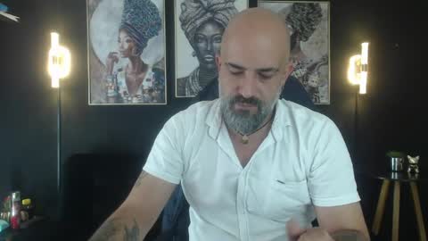 Alex Saints online show from May 17, 4:58 pm