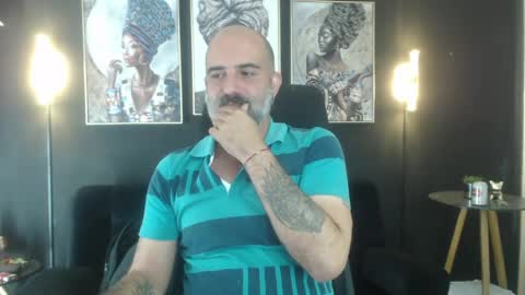 Alex Saints online show from May 14, 4:49 pm