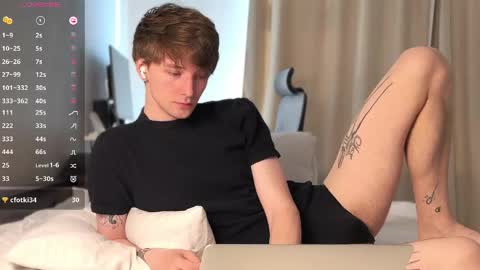 alex_schafer online show from May 12, 4:21 am