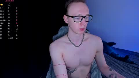 alex_silent online show from April 24, 3:14 pm